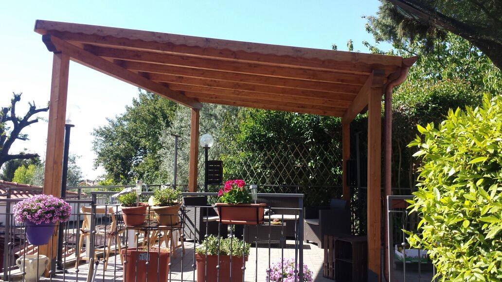 Copertura in legno terrazzo